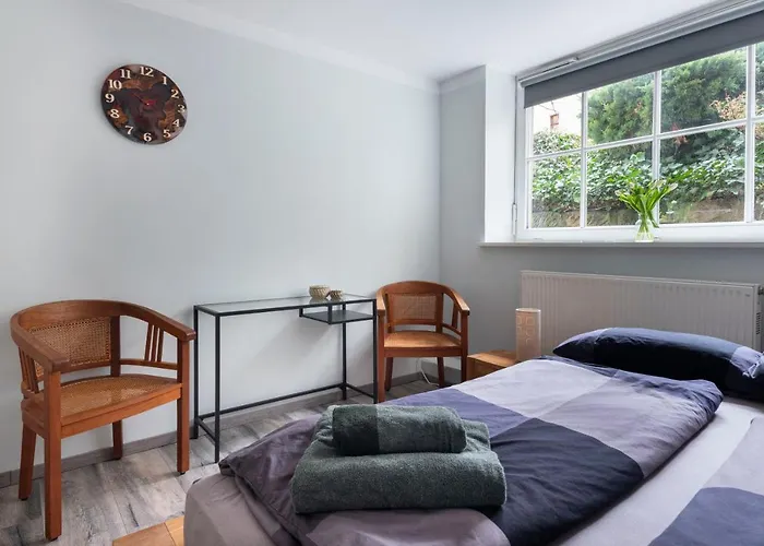 Privates Ruhiges Haus Im Herzen Der Neustadt